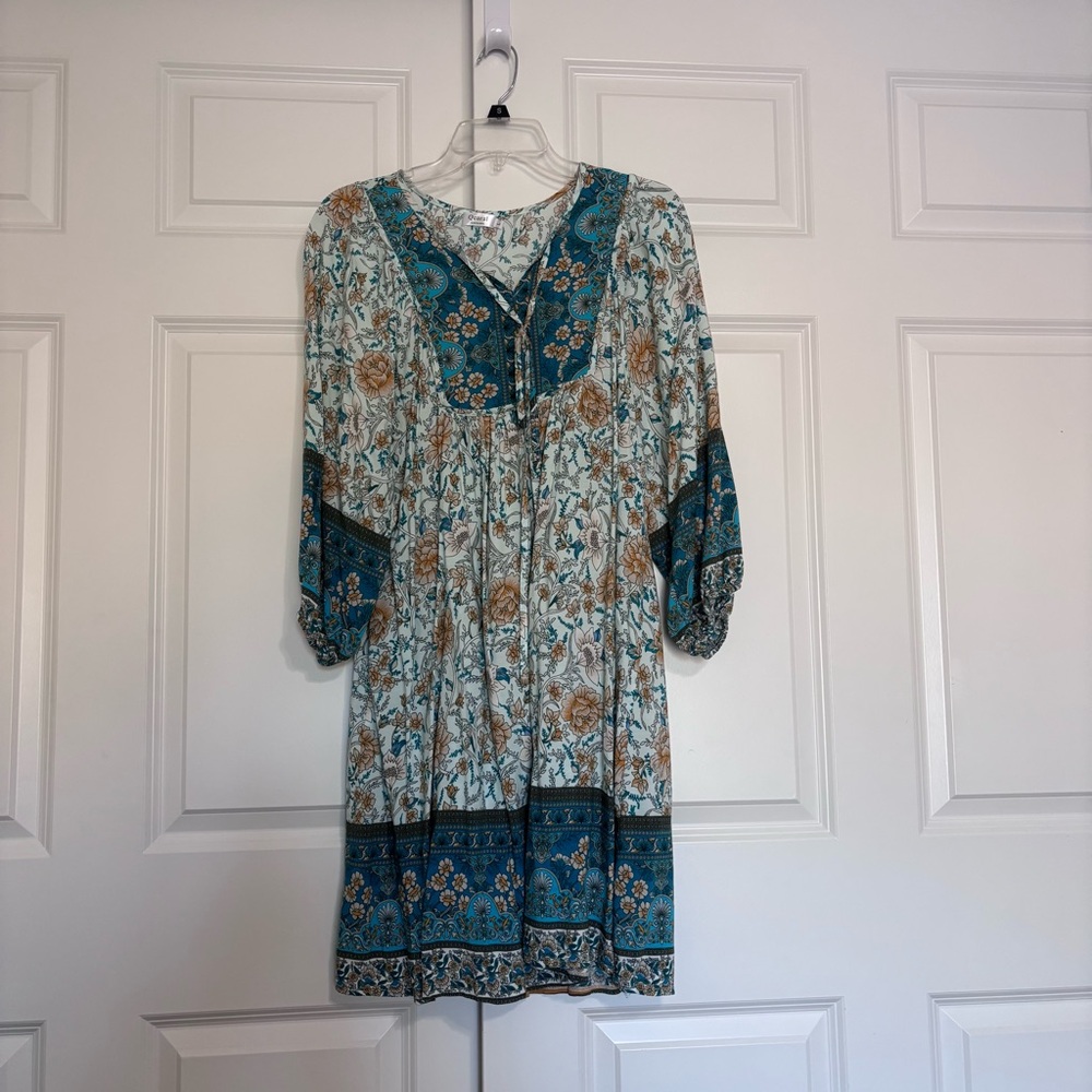 Elegant Floral Maxi Dress in Teal and Cream